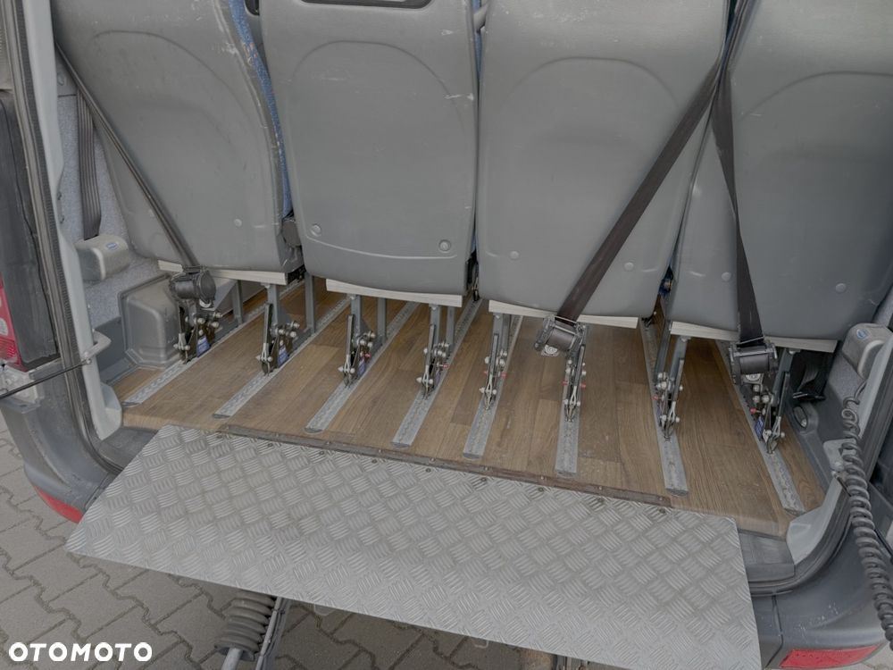 Mercedes-Benz Sprinter 516 Nr. Oferty: 19 - 23