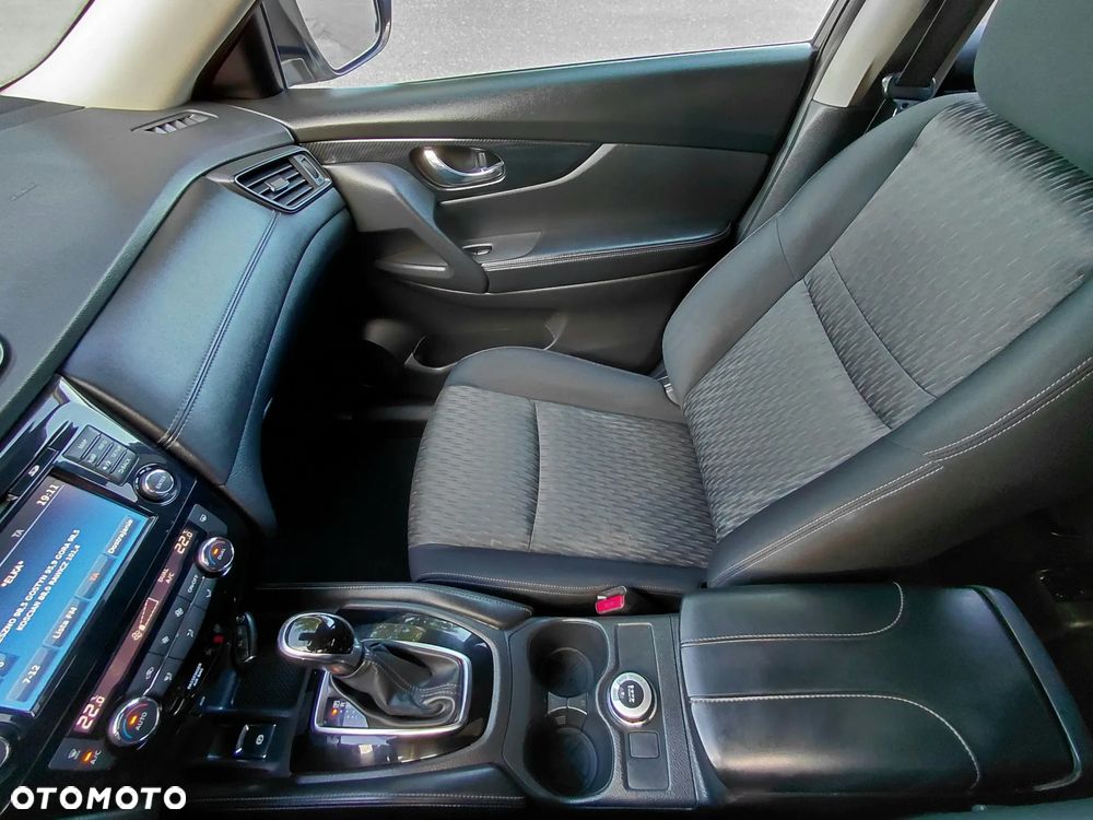 Nissan X-Trail 1.7 dCi N-Connecta 4WD Xtronic - 25