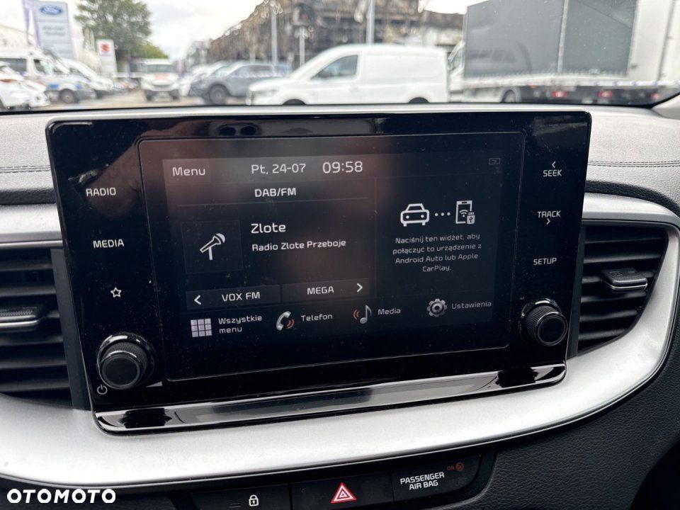 Kia XCeed - 12