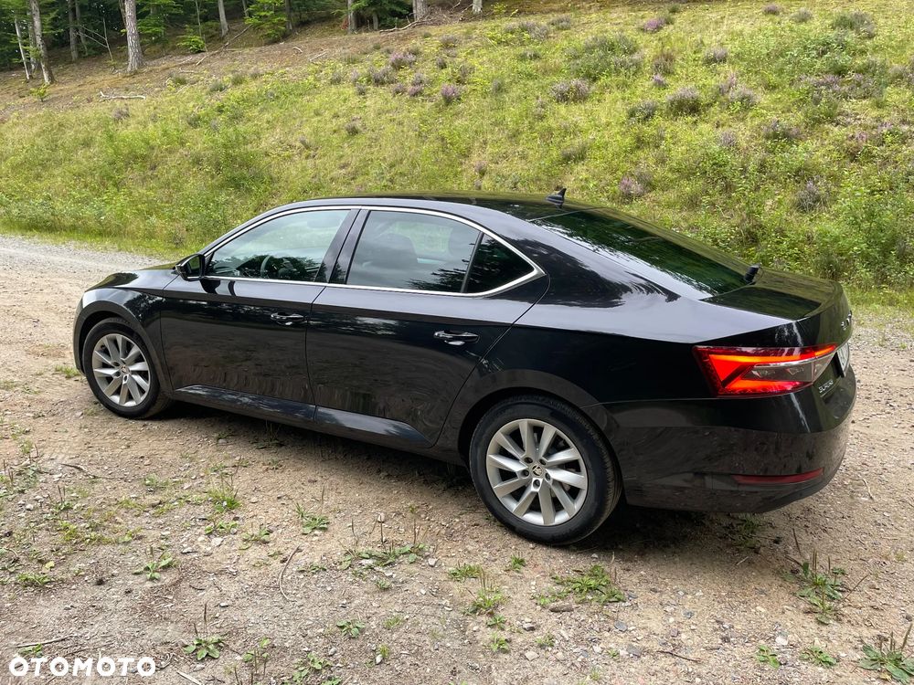 Skoda Superb 1.5 TSI Ambition DSG - 5