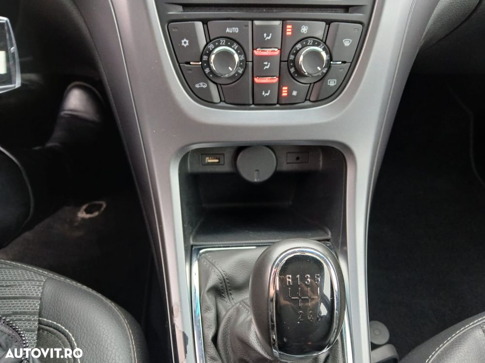 Opel Astra 1.4 Turbo ECOTEC Enjoy - 7