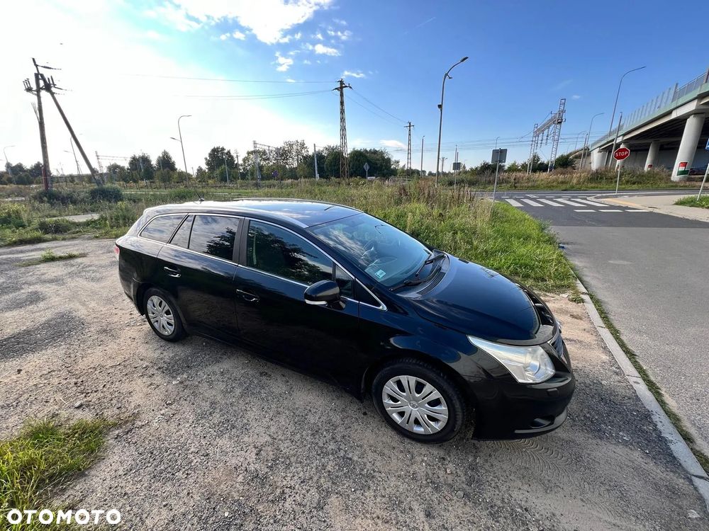 Toyota Avensis 2.0 D-4D Combi - 12