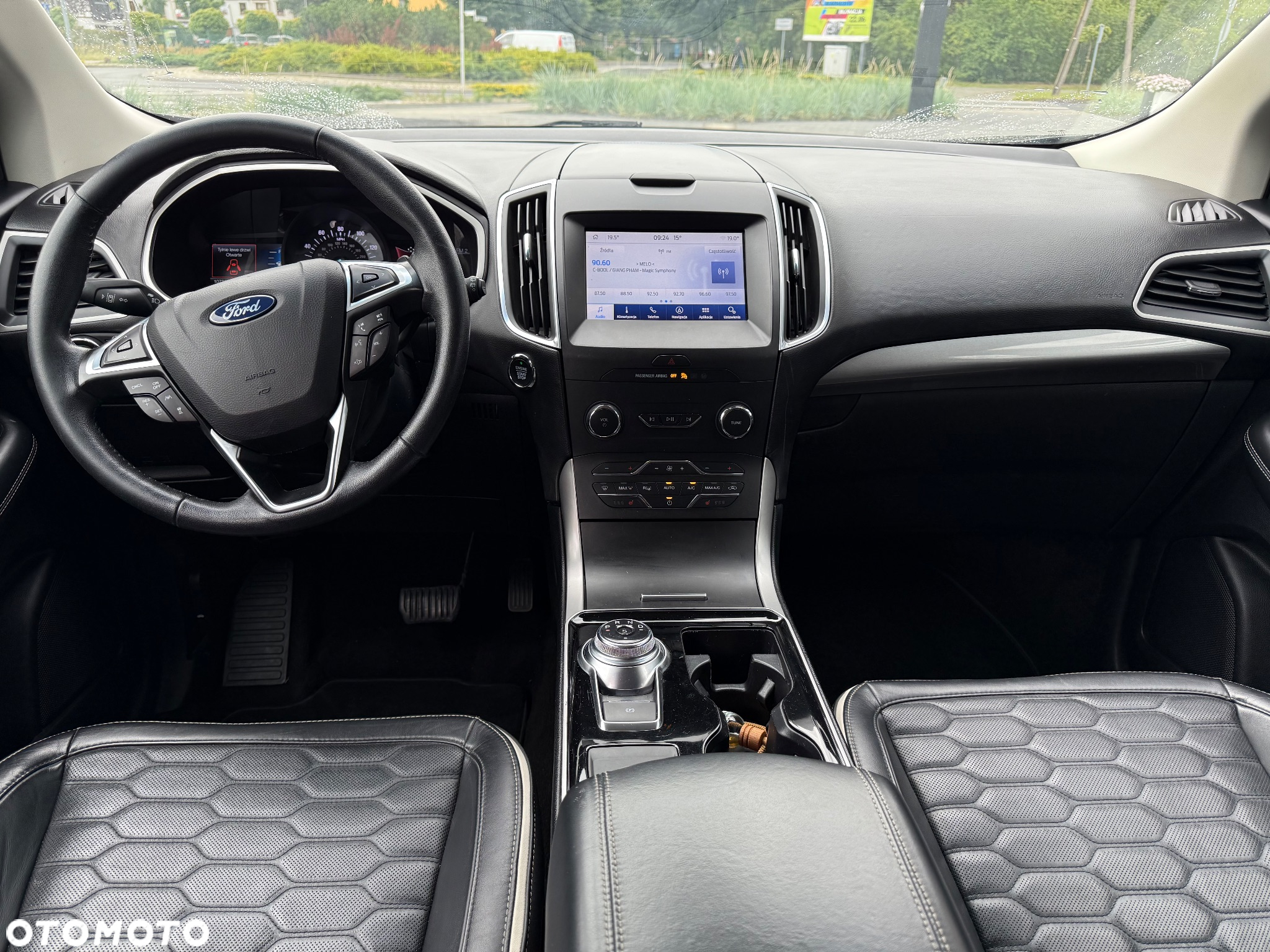 Ford Edge - 10