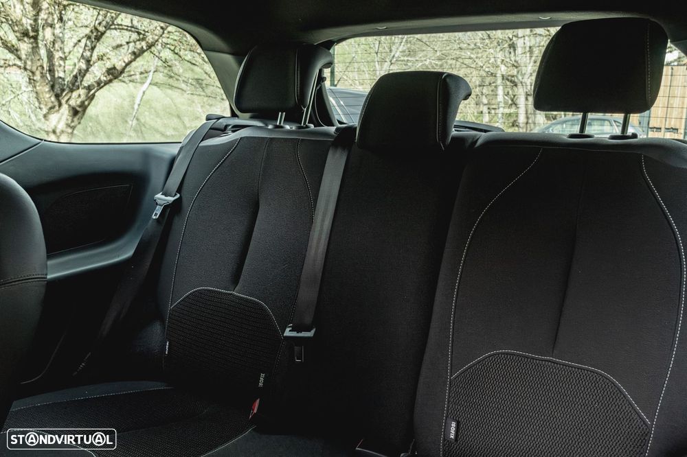 Citroën DS3 1.6 e-HDi So Chic - 20