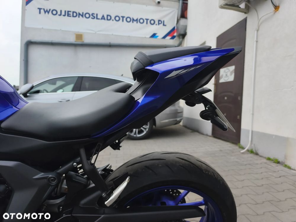 Yamaha R7 - 14