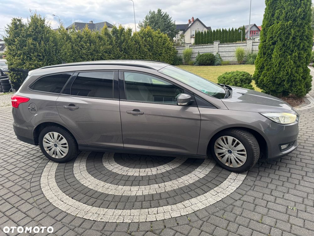 Ford Focus 1.5 TDCi Titanium PowerShift - 9
