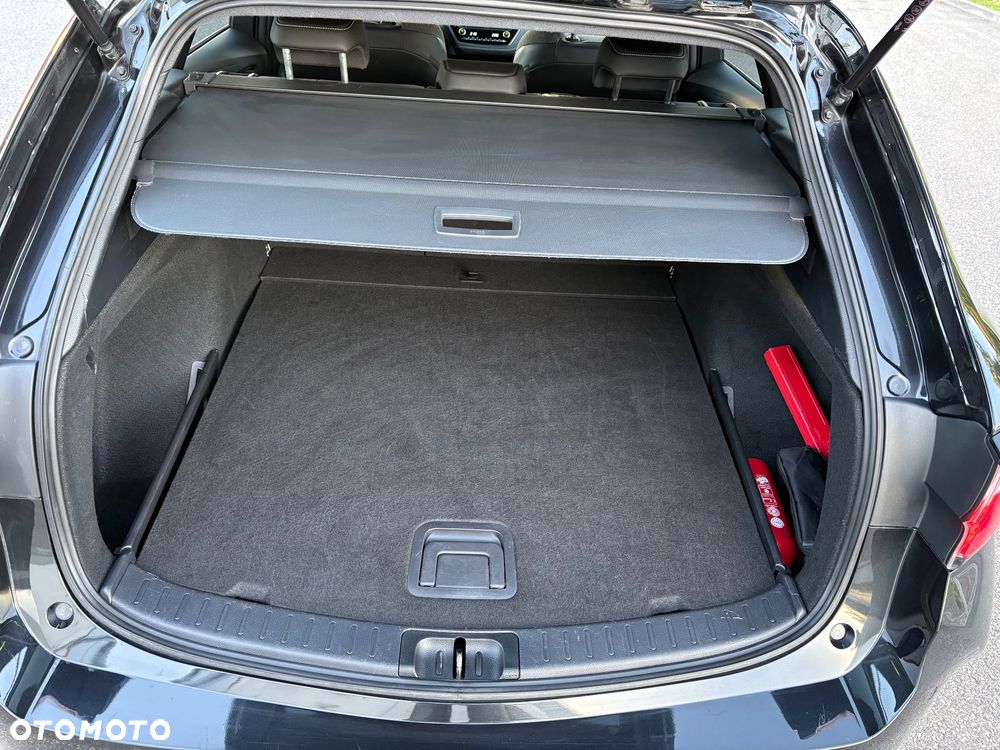 Toyota Corolla 1.8 Hybrid Executive - 15