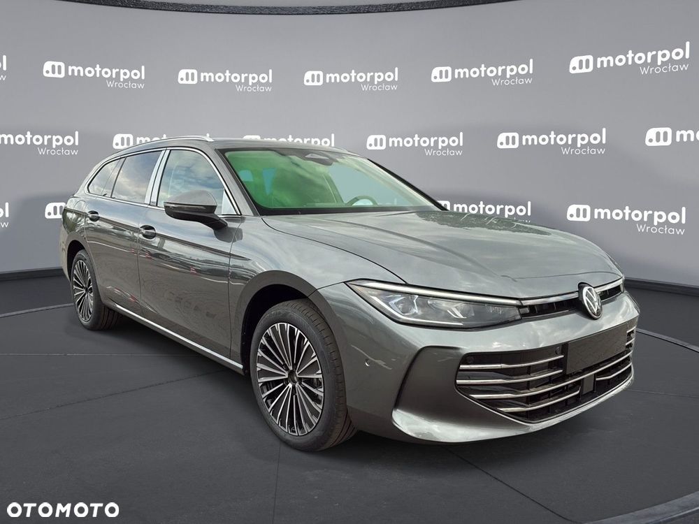 Volkswagen Passat - 13