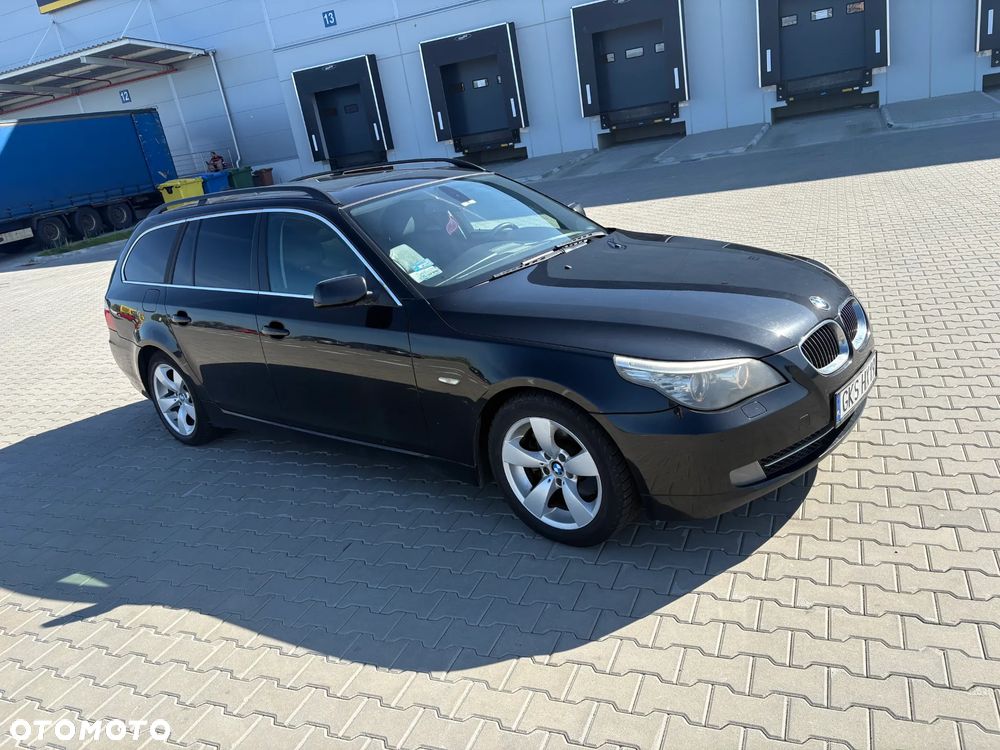 BMW Seria 5 525d - 5