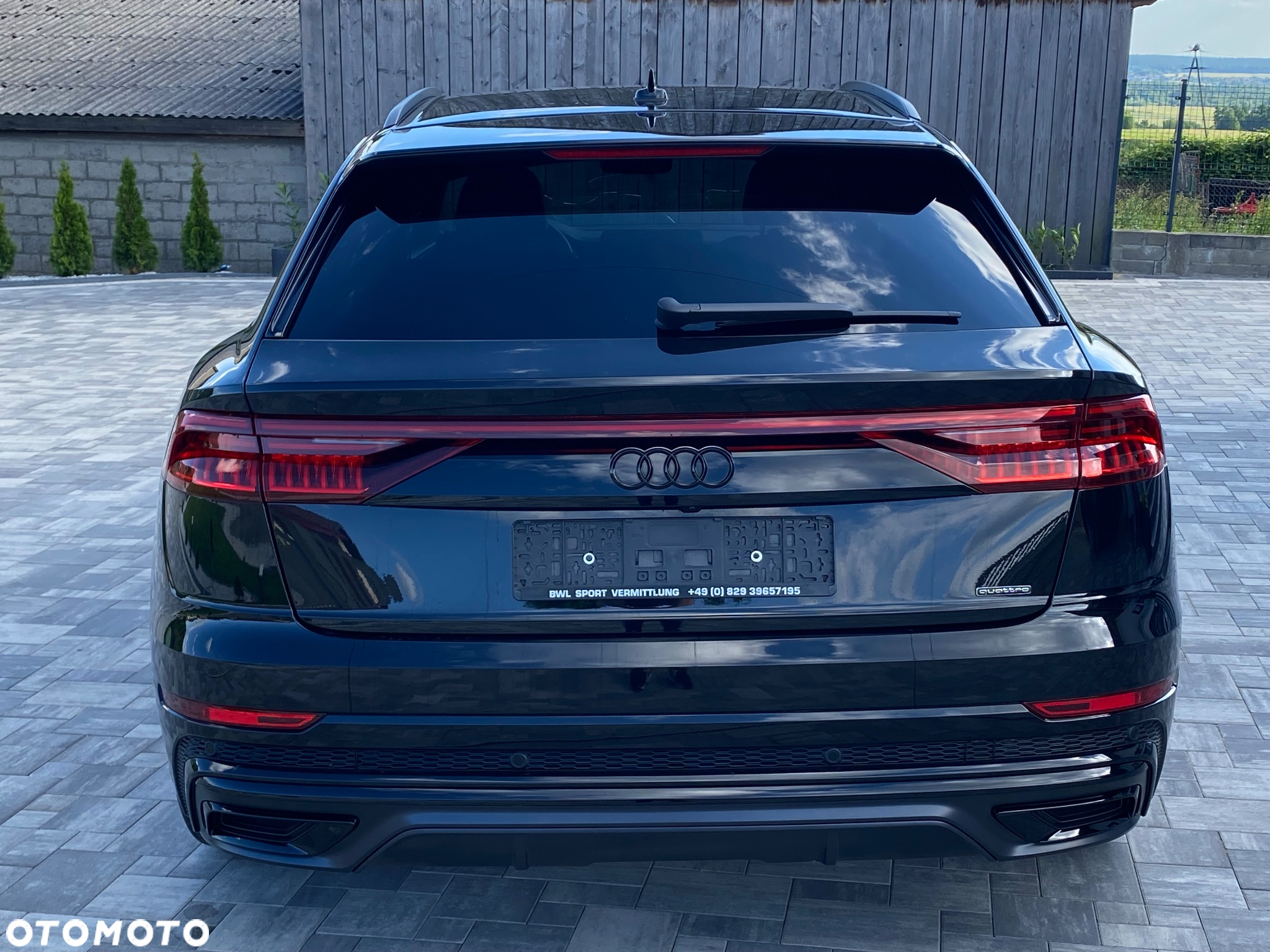 Audi Q8 55 TFSI quattro tiptronic - 11