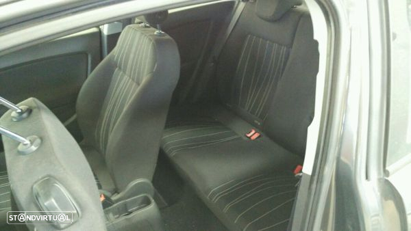 Para Peças Opel Corsa D (S07) - 4