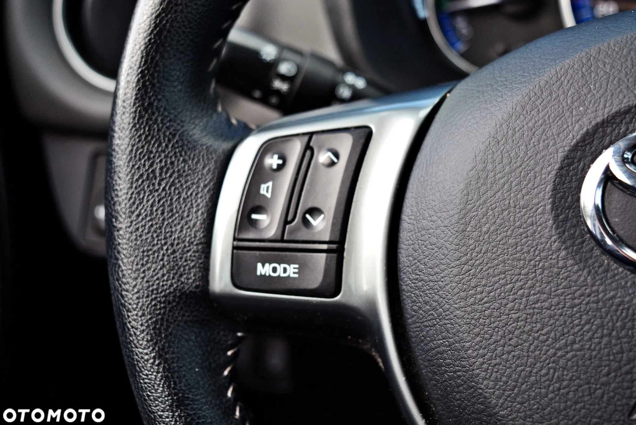 Toyota Yaris Hybrid 1.5 Executive - 27
