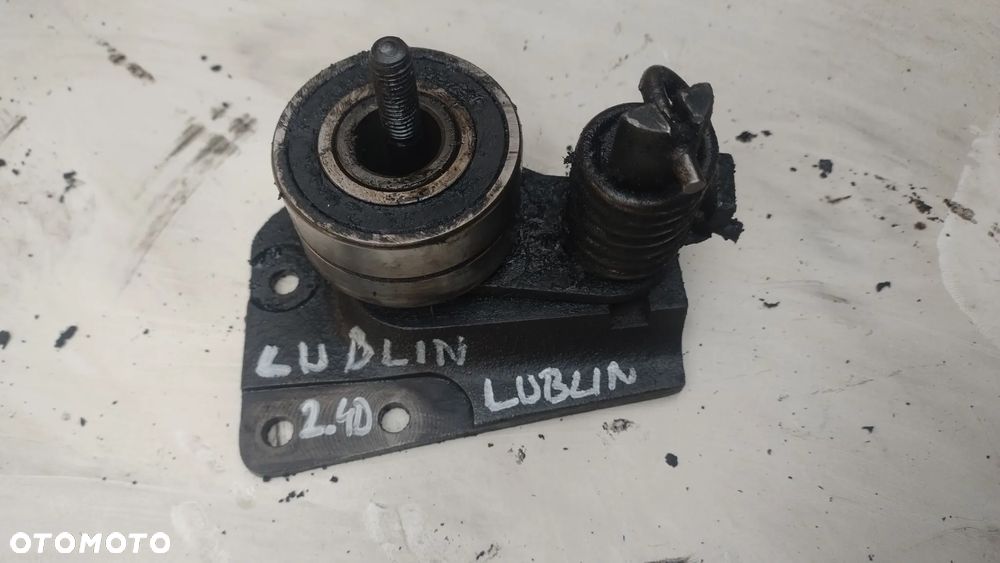 DAEWOO LUBLIN 2,4 diesel ANDORIA rolka napinacz - 1