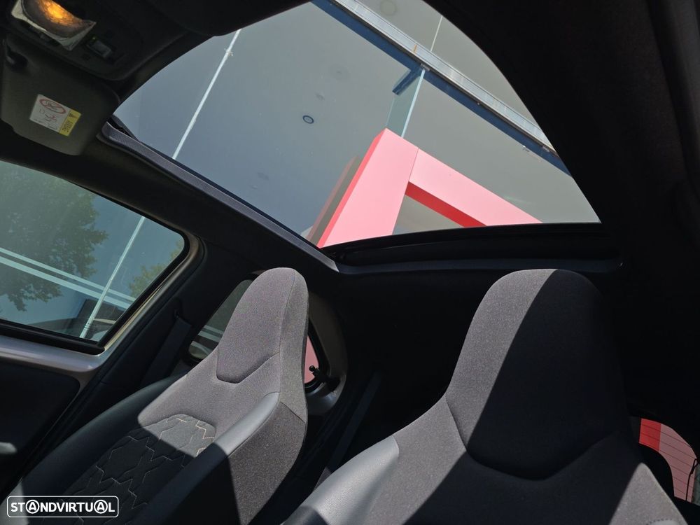 Toyota Aygo X - 15