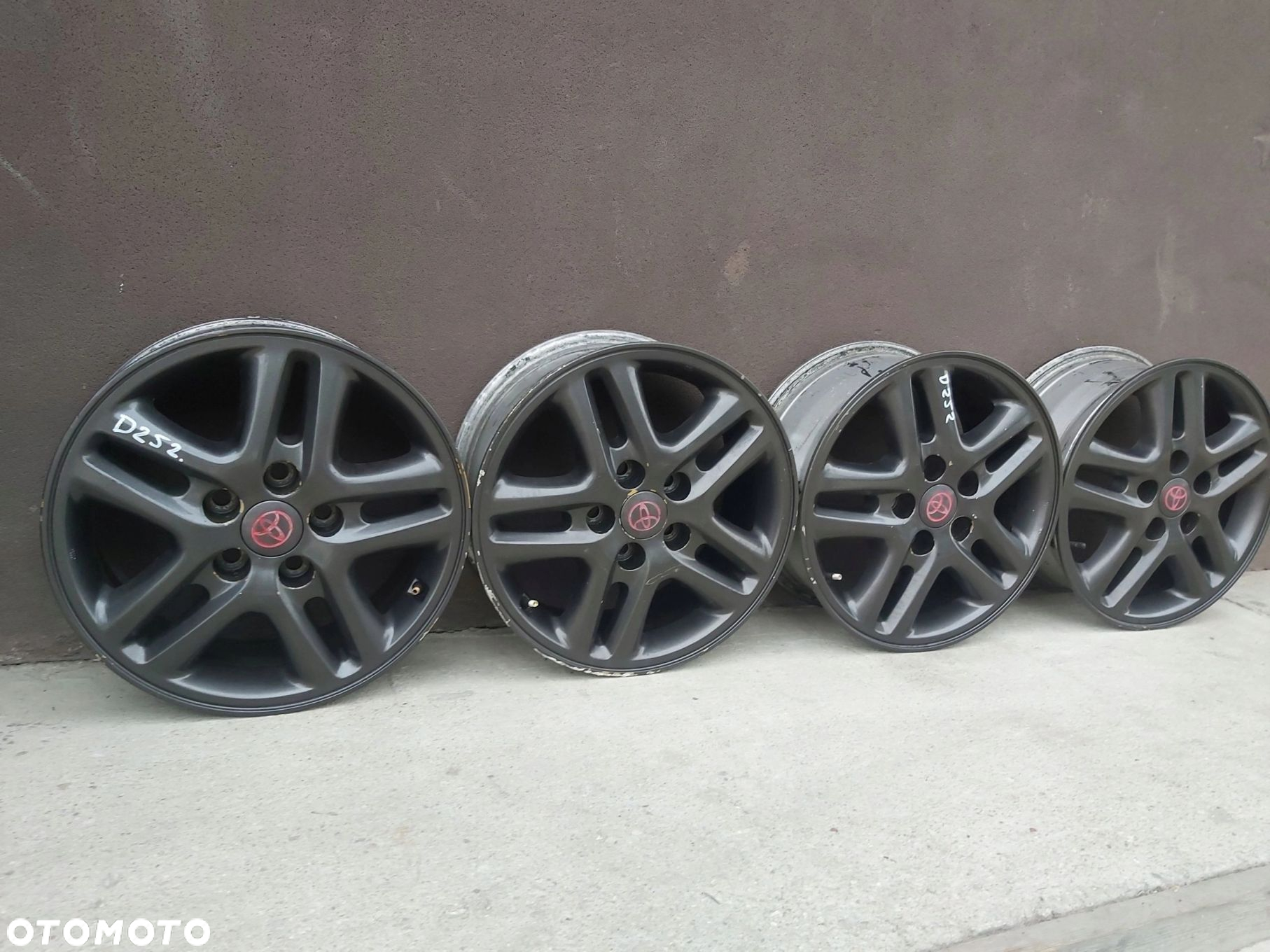 Toyota Rav4 II Alufelgi 16 5x114,3 felgi - 2