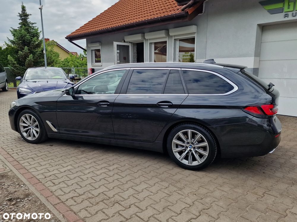 BMW Seria 5 520i mHEV Luxury Line sport - 9