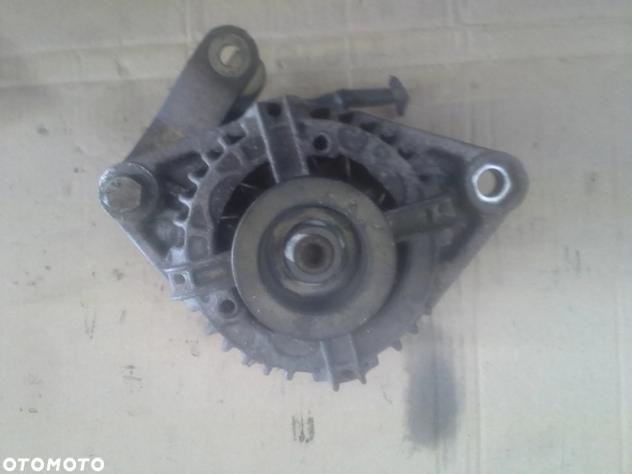 Fiat Stilo 1.6 alternator Bosch 0124325058 90A - 8