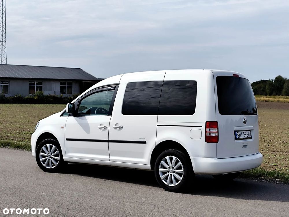 Volkswagen Caddy Comfortline BMT - 19