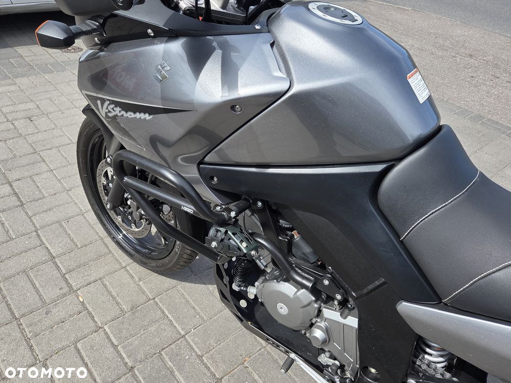 Suzuki V-STROM - 29