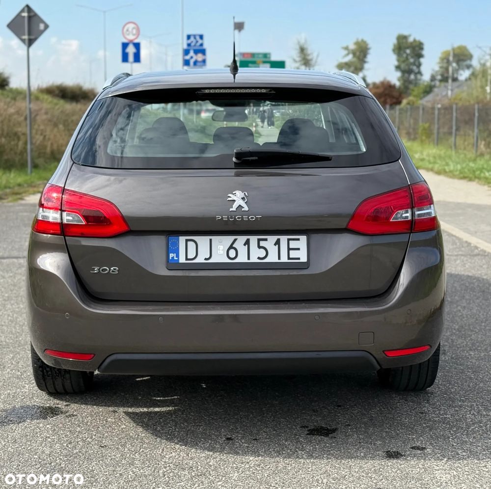 Peugeot 308 - 5