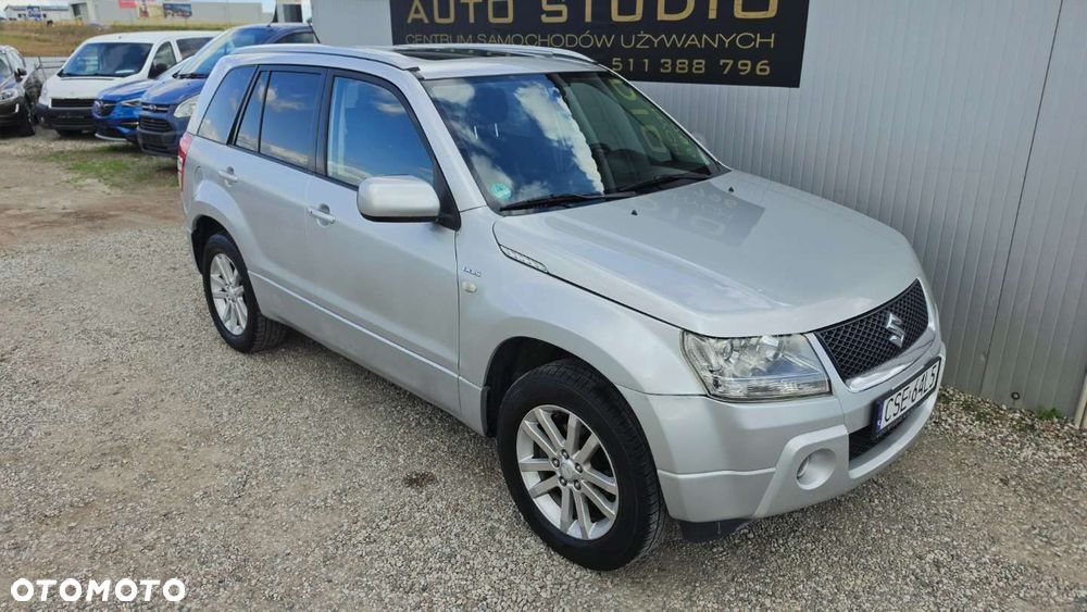 Suzuki Grand Vitara - 24