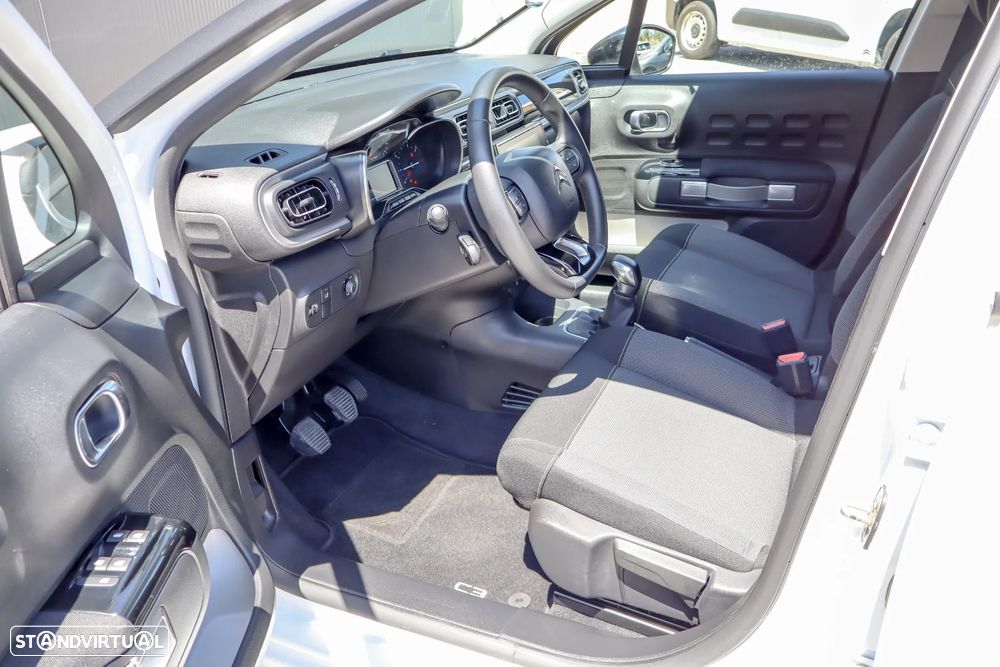 Citroën C3 1.2 PureTech Shine - 10