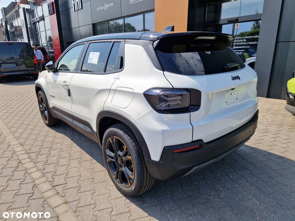 Jeep Avenger 1.2 T3 mHEV 85th Anniversary eDCT6 - 6