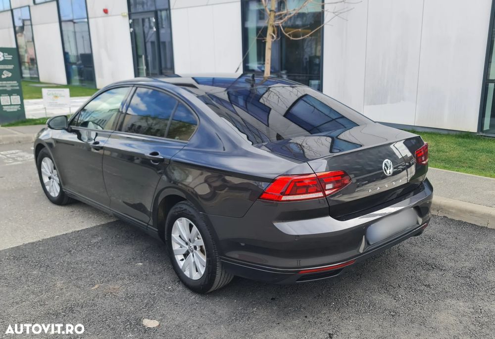 Volkswagen Passat 1.5 TSI ACT Trendline - 2