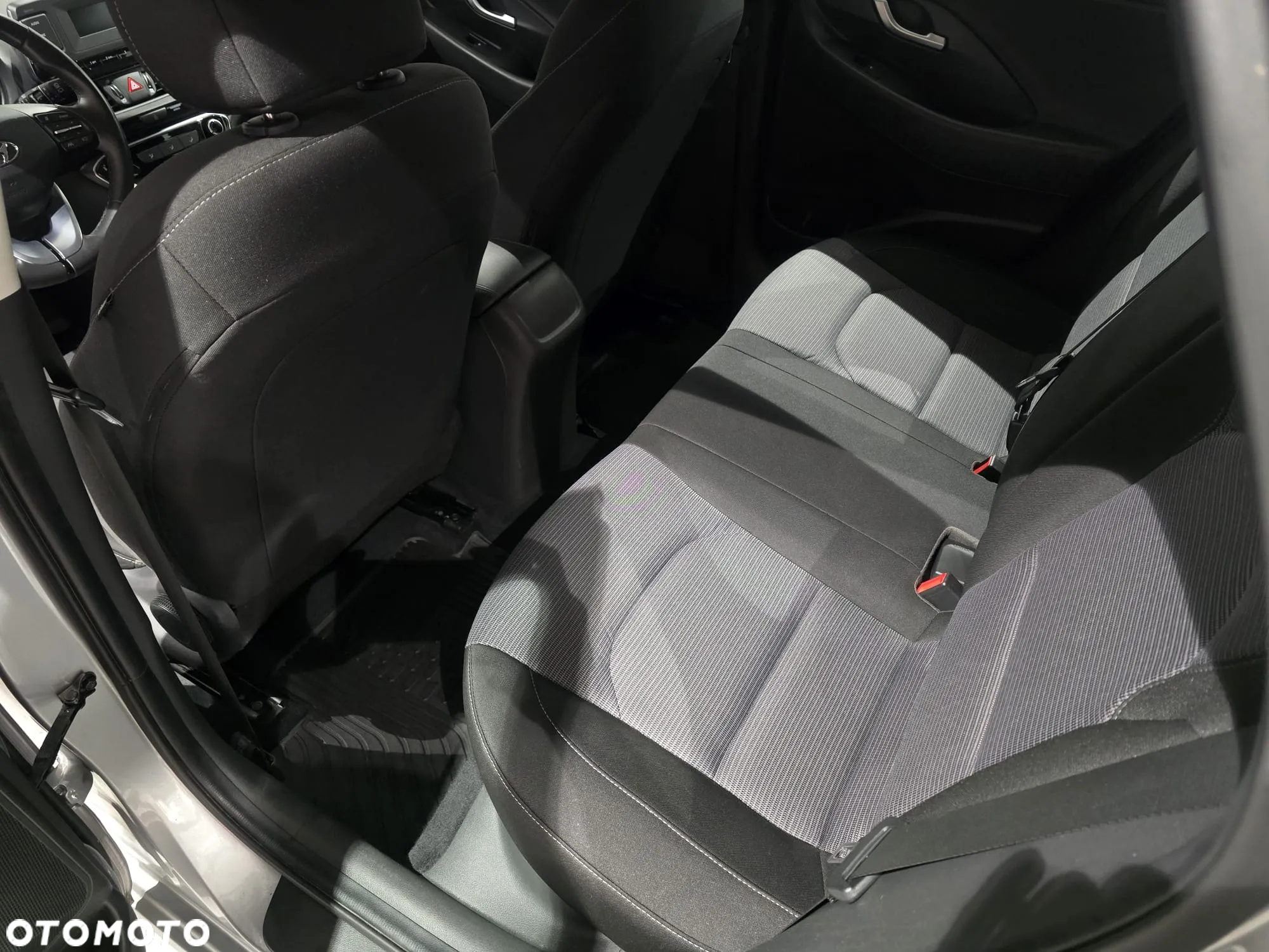 Hyundai i30 1.5 DPI Classic + - 9