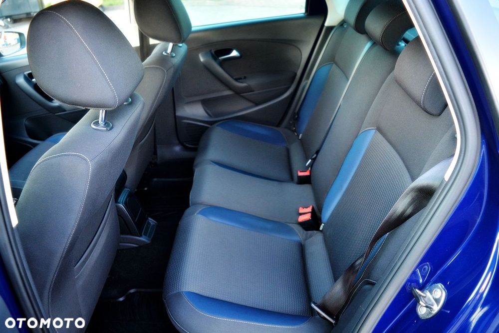 Volkswagen Polo 1.4 MATCH - 9