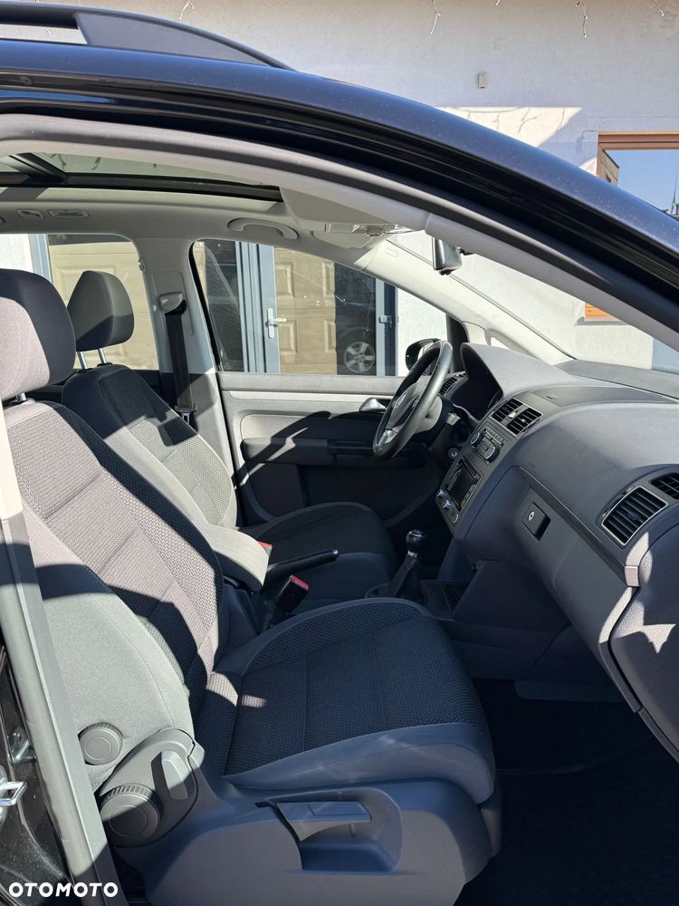 Volkswagen Touran 1.4 TSI United - 9