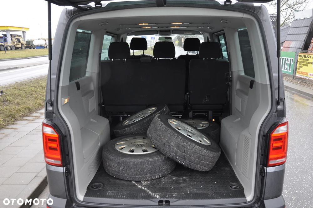 Volkswagen Caravelle 2.0 TDI L1 Highline DSG - 18