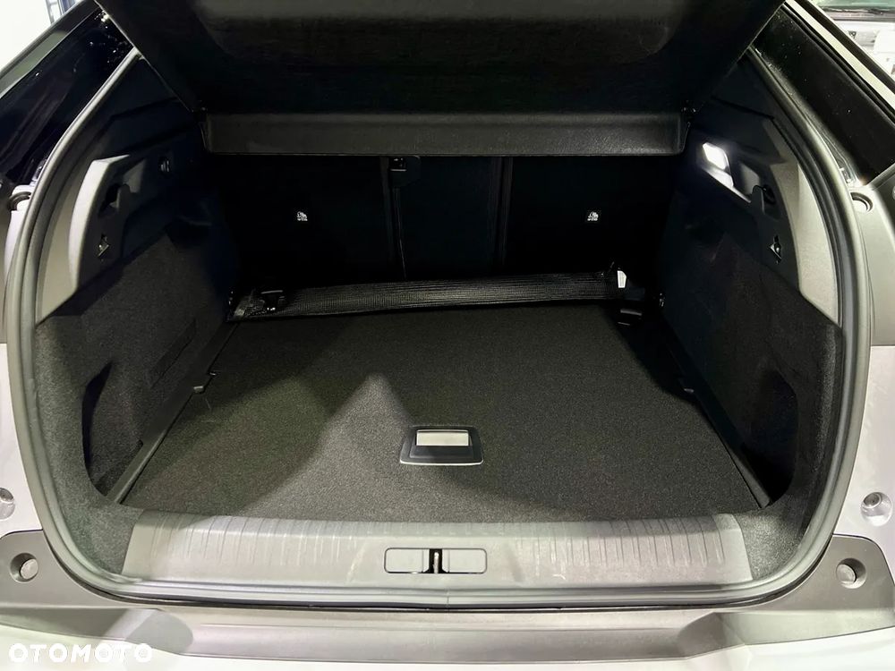 Peugeot 3008 1.2 PureTech mHEV GT E-DCS6 - 7