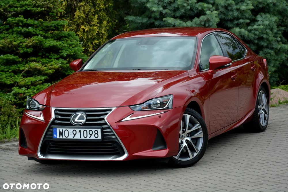 Lexus IS 200t / 300 Prestige - 14