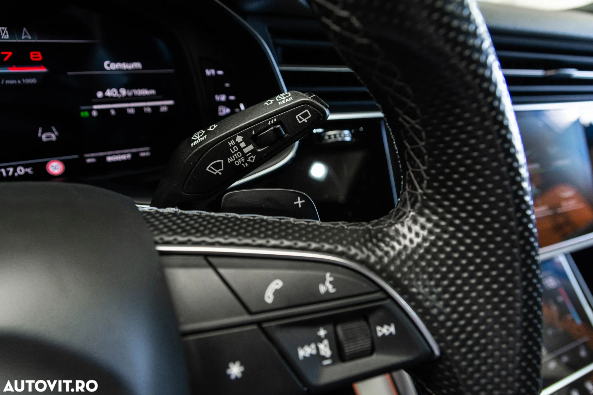 Audi SQ8 S Q8 TFSI quattro tiptronic - 25