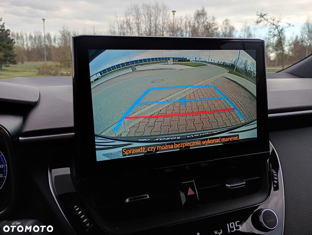 Toyota Corolla 1.8 Hybrid GR Sport - 32