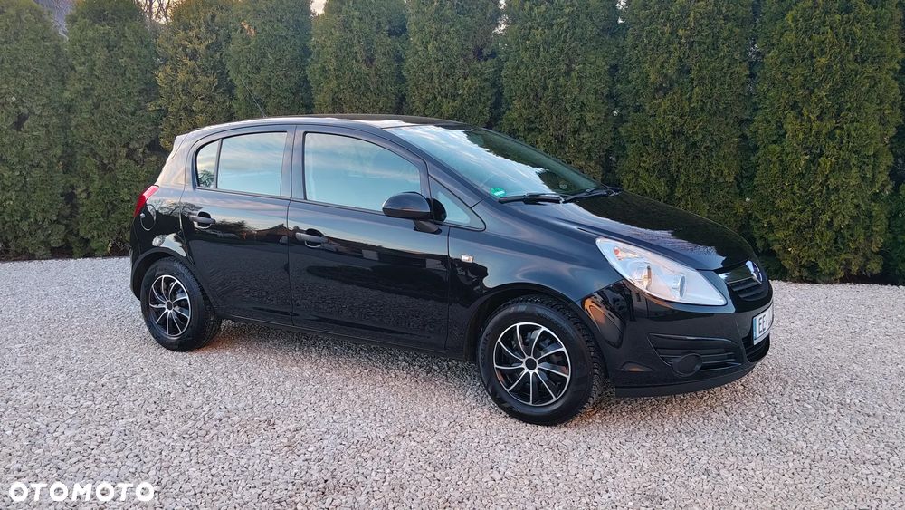 Opel Corsa 1.2 16V Innovation - 1