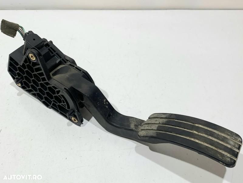 Pedala acceleratie Renault Laguna 3 (2007-2010) 2.0 dci M9R (802) 180050001R - 2