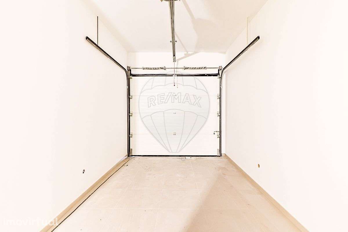 Loja  para arrendamento - Grande imagem: 2/8