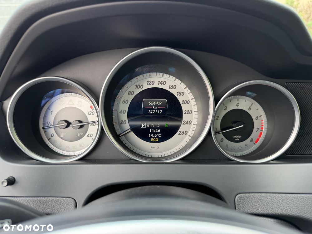 Mercedes-Benz Klasa C 250 CGI Automatik BlueEFFICIENCY Avantgarde - 31