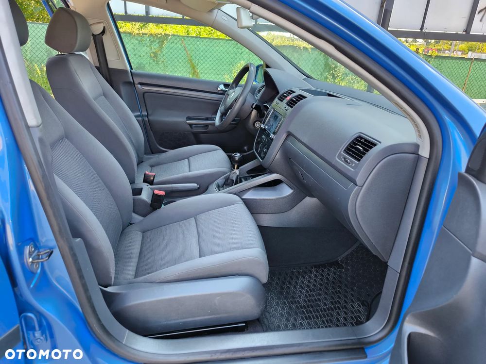 Volkswagen Golf - 13
