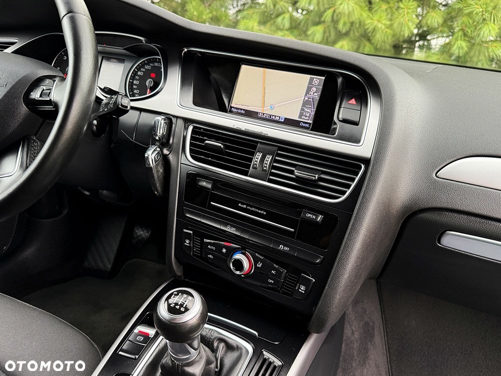 Audi A4 Avant 2.0 TDI 116g DPF Attraction - 32