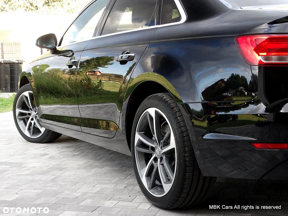 Audi A4 Limousine 2.0 TFSI ultra S tronic sport - 15
