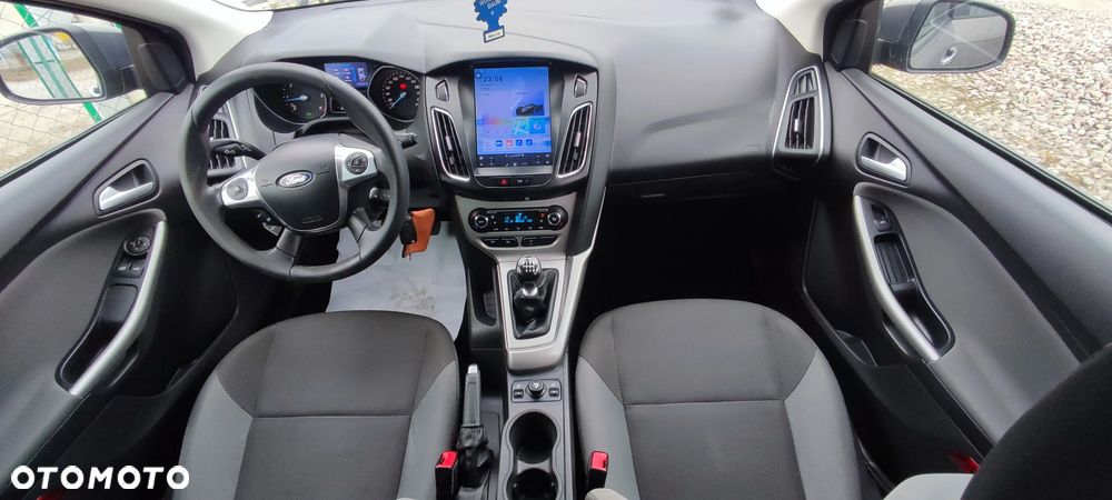 Ford Focus 1.6 TDCi DPF Start-Stopp-System SYNC Edition - 5