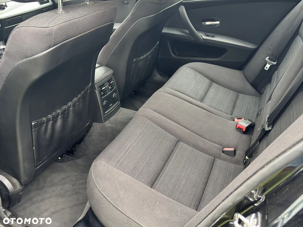 BMW Seria 5 520d - 10