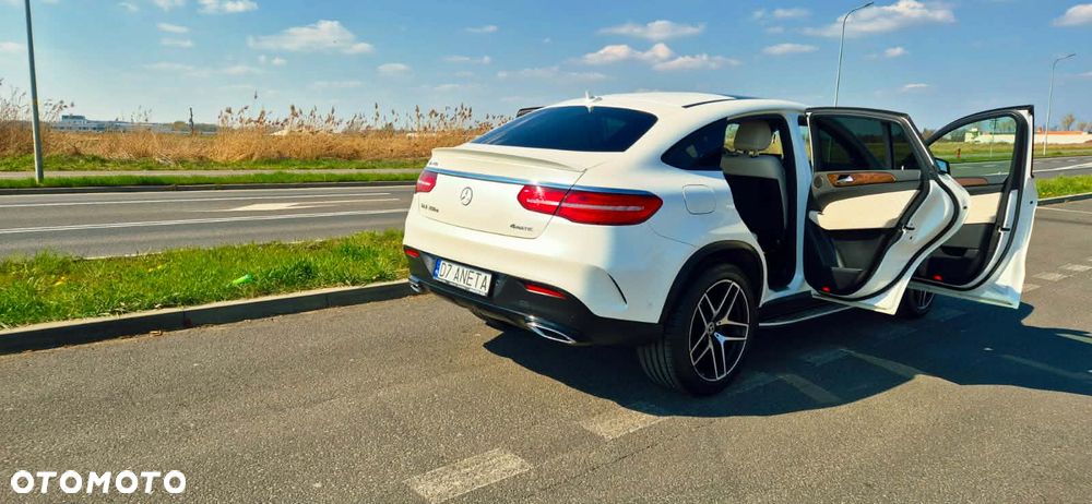 Mercedes-Benz GLE - 14