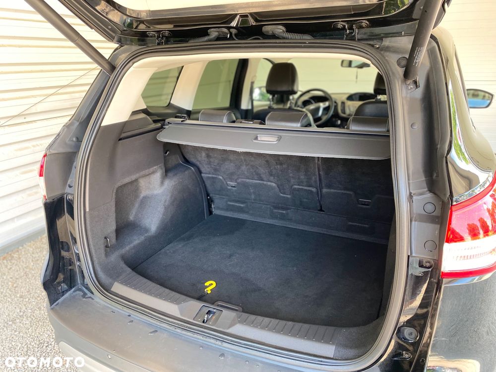 Ford Kuga 2.0 TDCi 4x4 Titanium - 6
