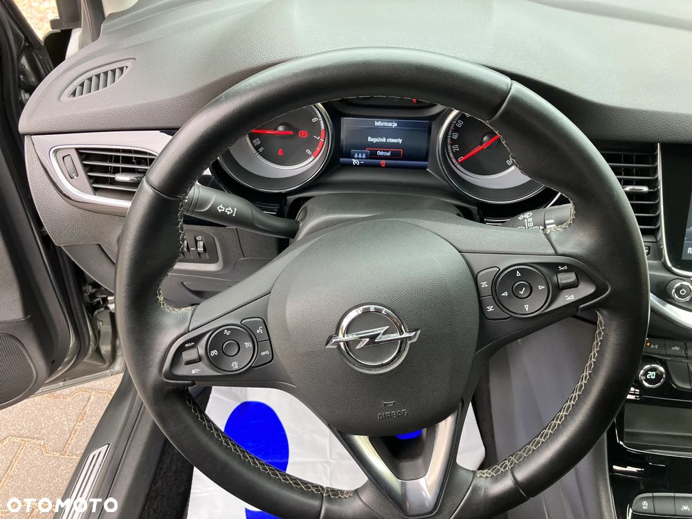 Opel Astra 1.4 Turbo Start/Stop Ultimate - 17