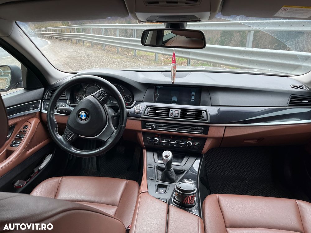 BMW Seria 5 520d EfficientDynamics Edition - 8
