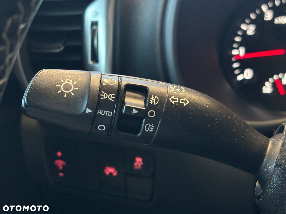 Kia Sportage - 11